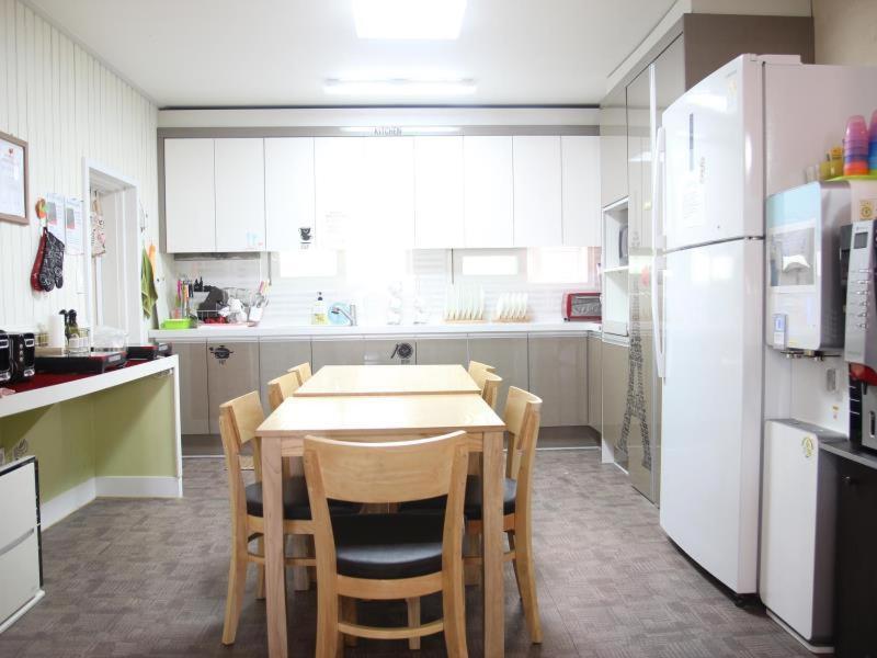 Guesthouse 710 In Haeundae Busan Dış mekan fotoğraf