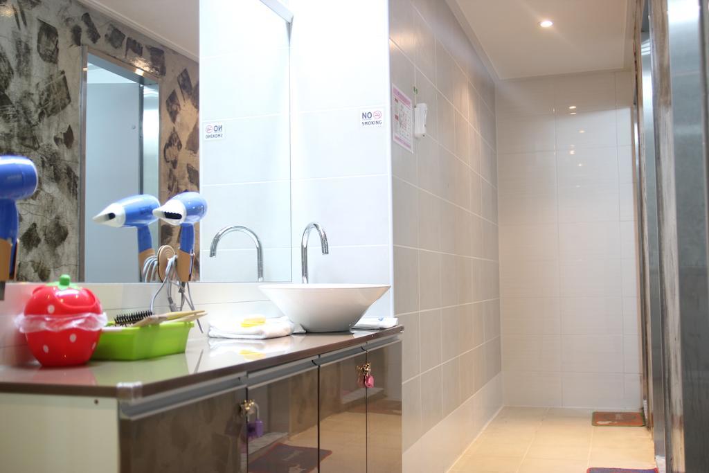 Guesthouse 710 In Haeundae Busan Dış mekan fotoğraf